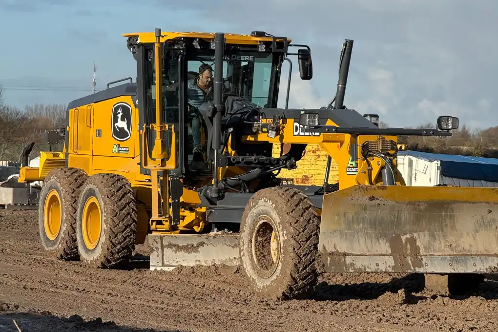 location Niveleuse 620 GP DEERE 
